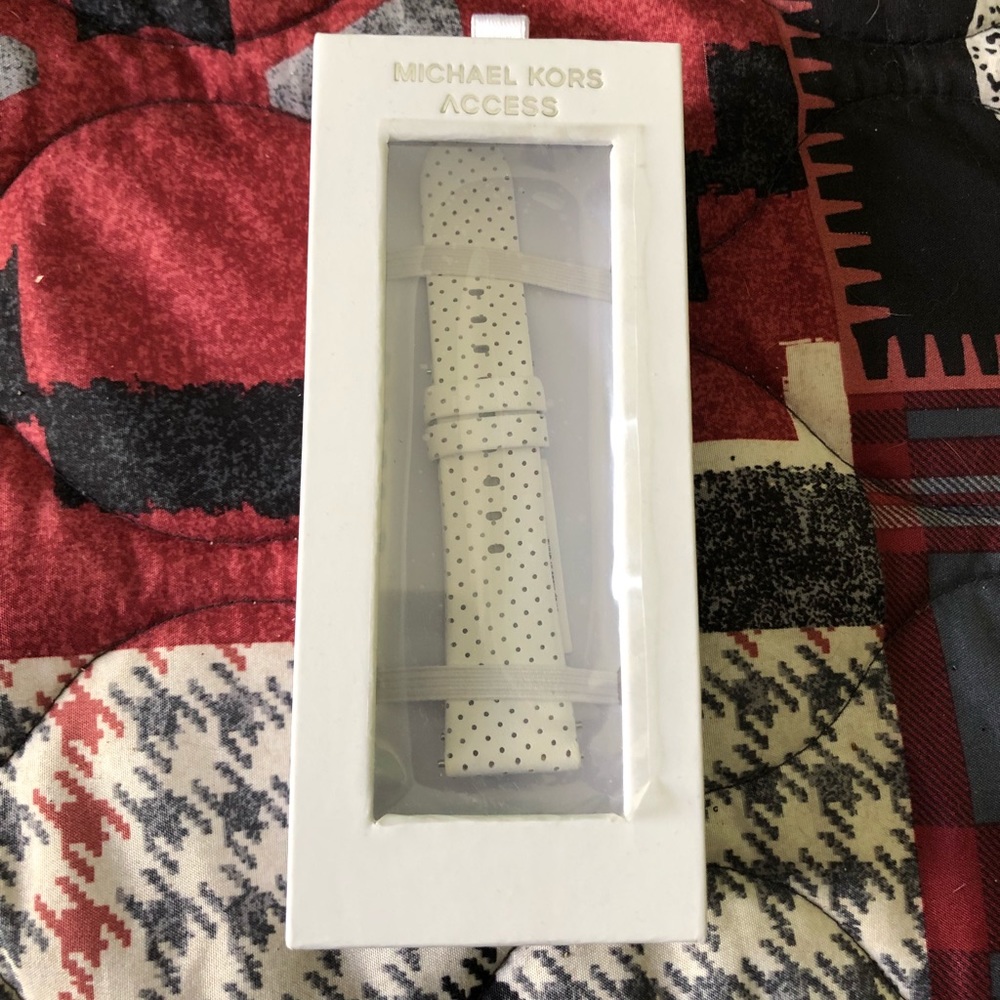 ~SOLD~ Michael Kors Bradshaw Smartwatch Band